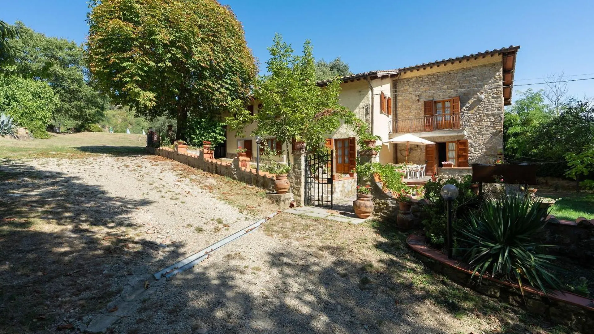 Country house Baco Guest House Ampinana